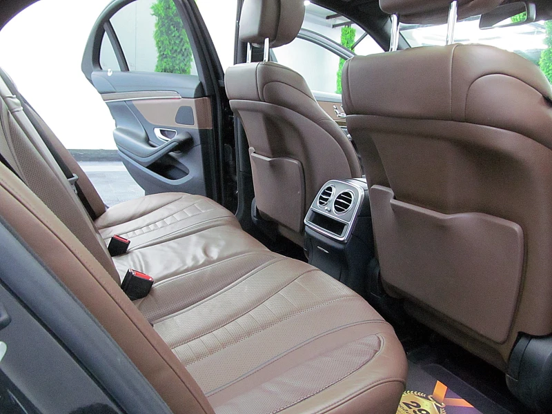 Mercedes-Benz S 350 4-MATIC/AMG/PANORAMA/KeylessGo/СОБСТВЕН ЛИЗИНГ, снимка 9 - Автомобили и джипове - 52233931