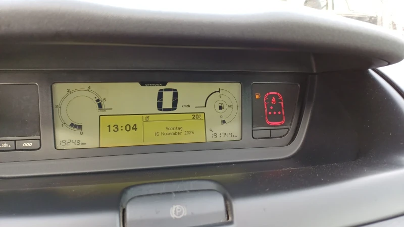 Citroen C4 Picasso 1.6 HDI, снимка 10 - Автомобили и джипове - 52324609