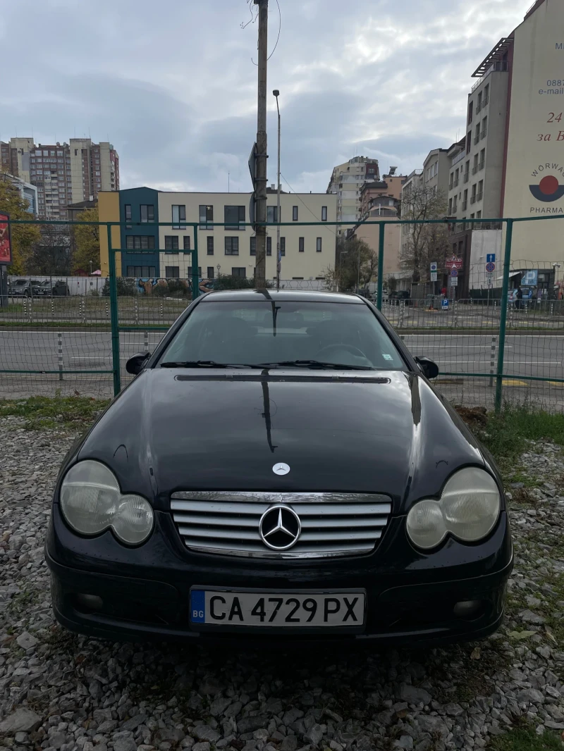 Mercedes-Benz C 200, снимка 12 - Автомобили и джипове - 52486695