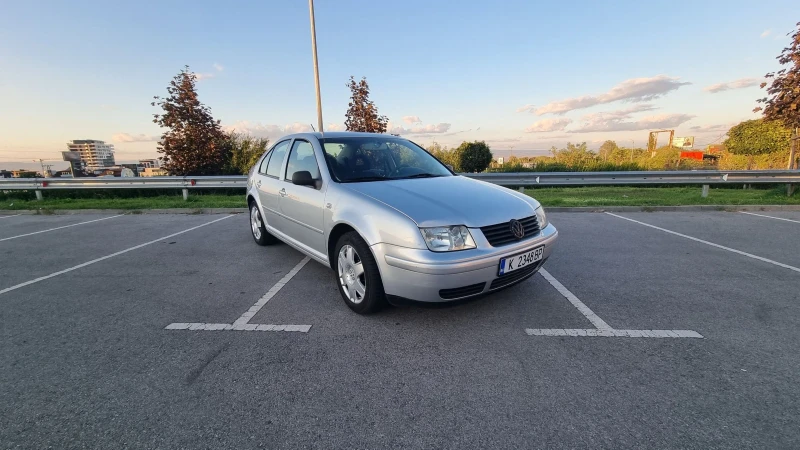 VW Bora 1.8T, снимка 4 - Автомобили и джипове - 52519366