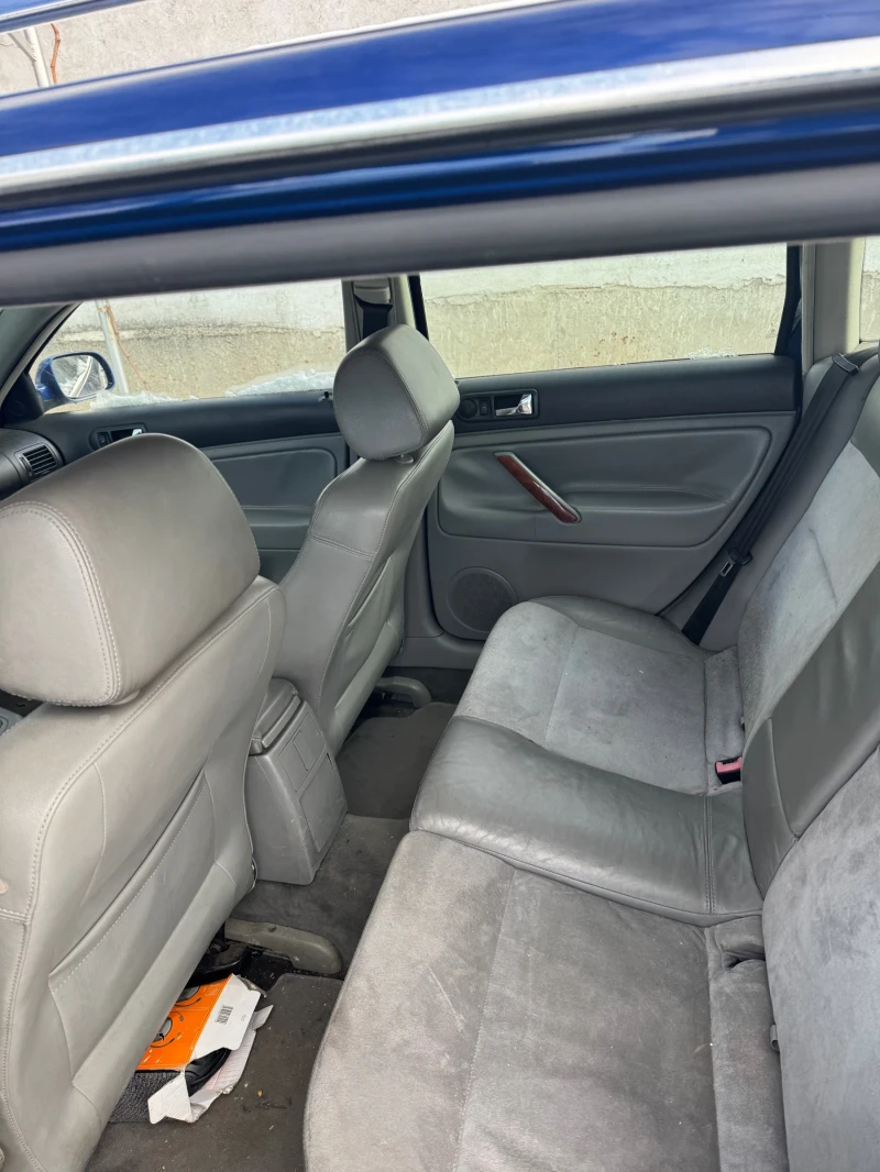 VW Passat, снимка 6 - Автомобили и джипове - 53043434