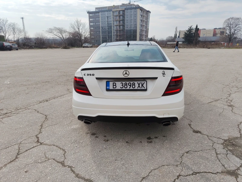 Mercedes-Benz C 350 4-MATIC/Червен интериор, снимка 4 - Автомобили и джипове - 53454069