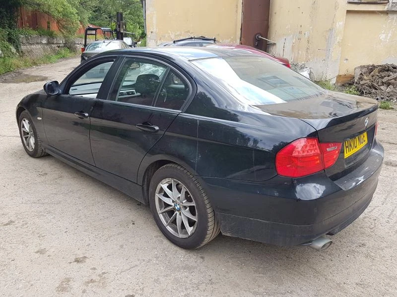 BMW 320 184кс N47 face, снимка 6 - Автомобили и джипове - 29262302