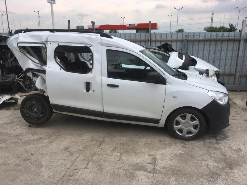 Dacia Dokker 1.5dci, 1.6i, снимка 13 - Автомобили и джипове - 29831679