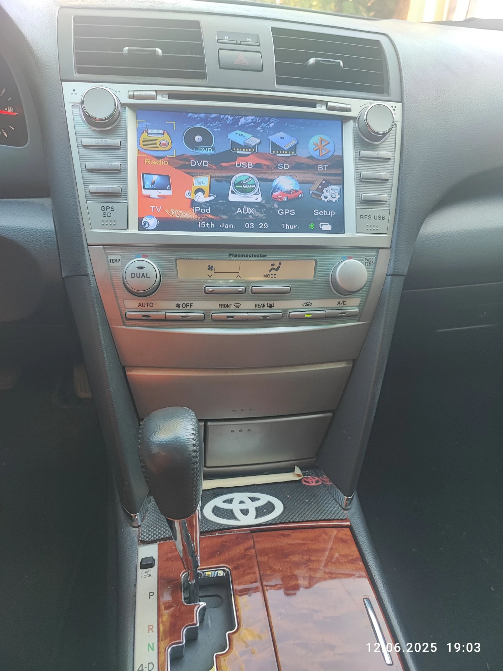Toyota Camry  - изображение 10