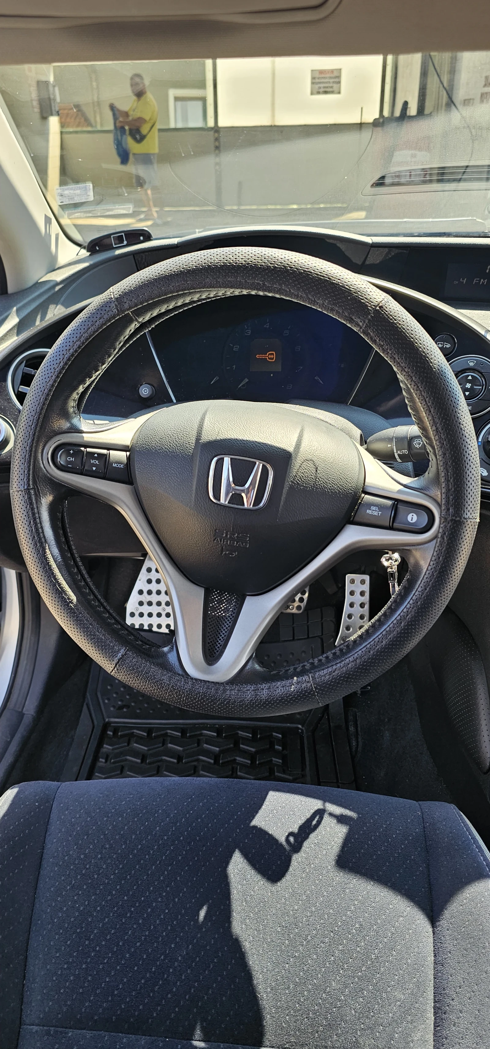 Honda Civic 1.4 - изображение 8