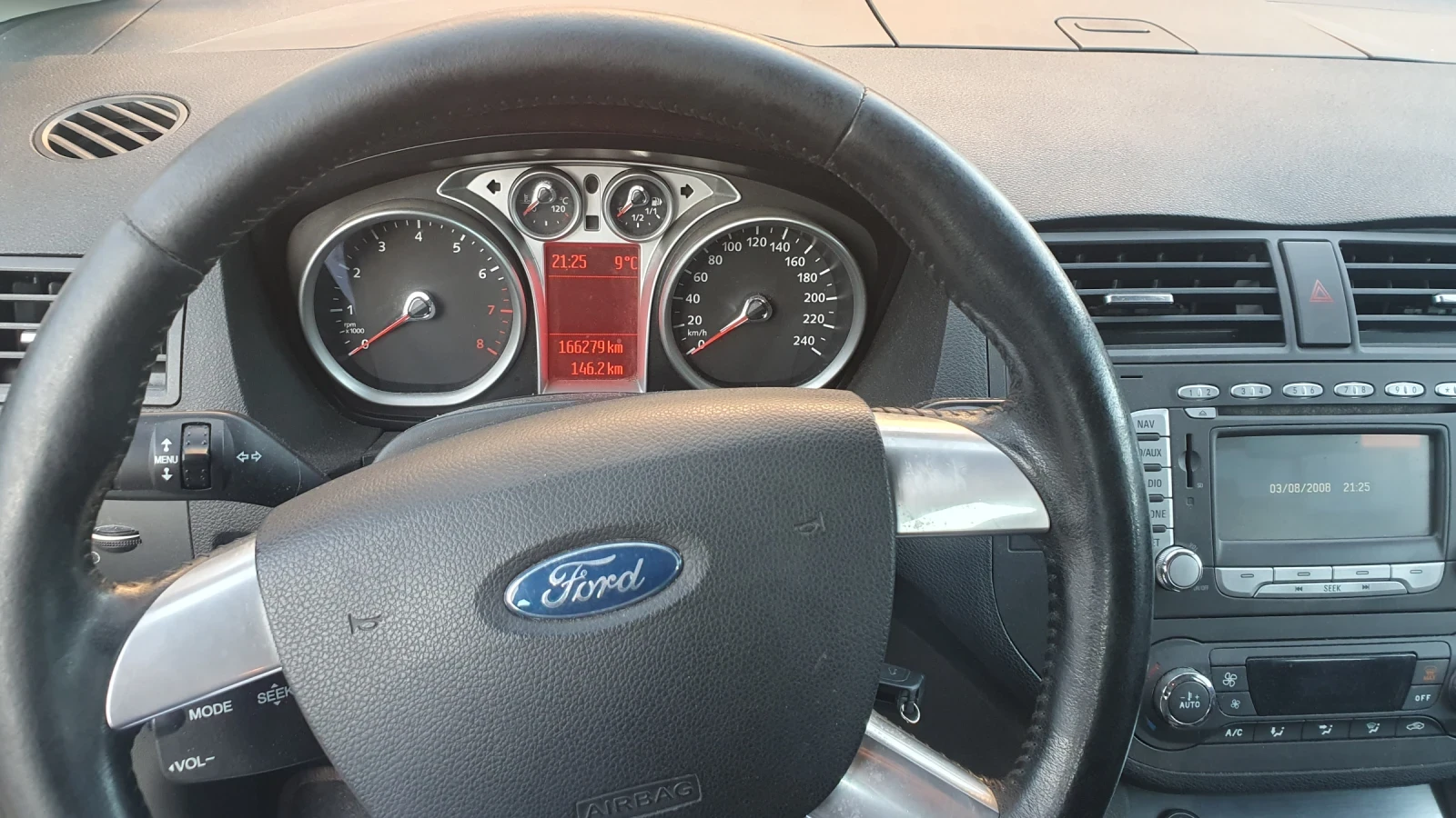 Ford C-max, снимка 11 - Автомобили и джипове - 53773438