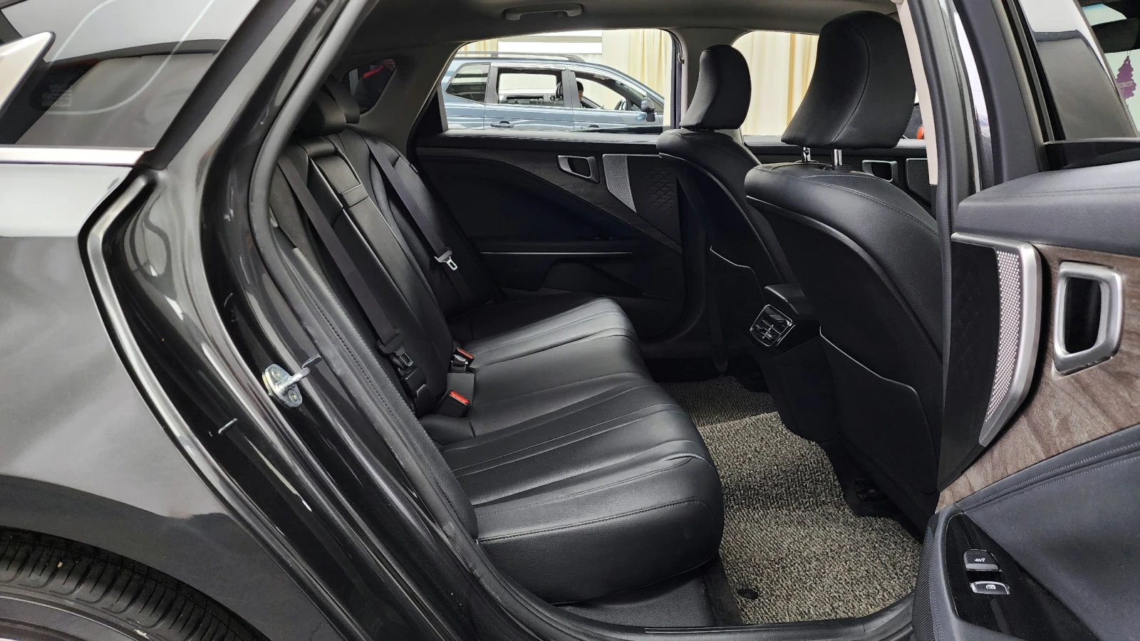 Kia K8 3.5LPG PRESTIGE autogeorge.com | Mobile.bg � ����������� 11