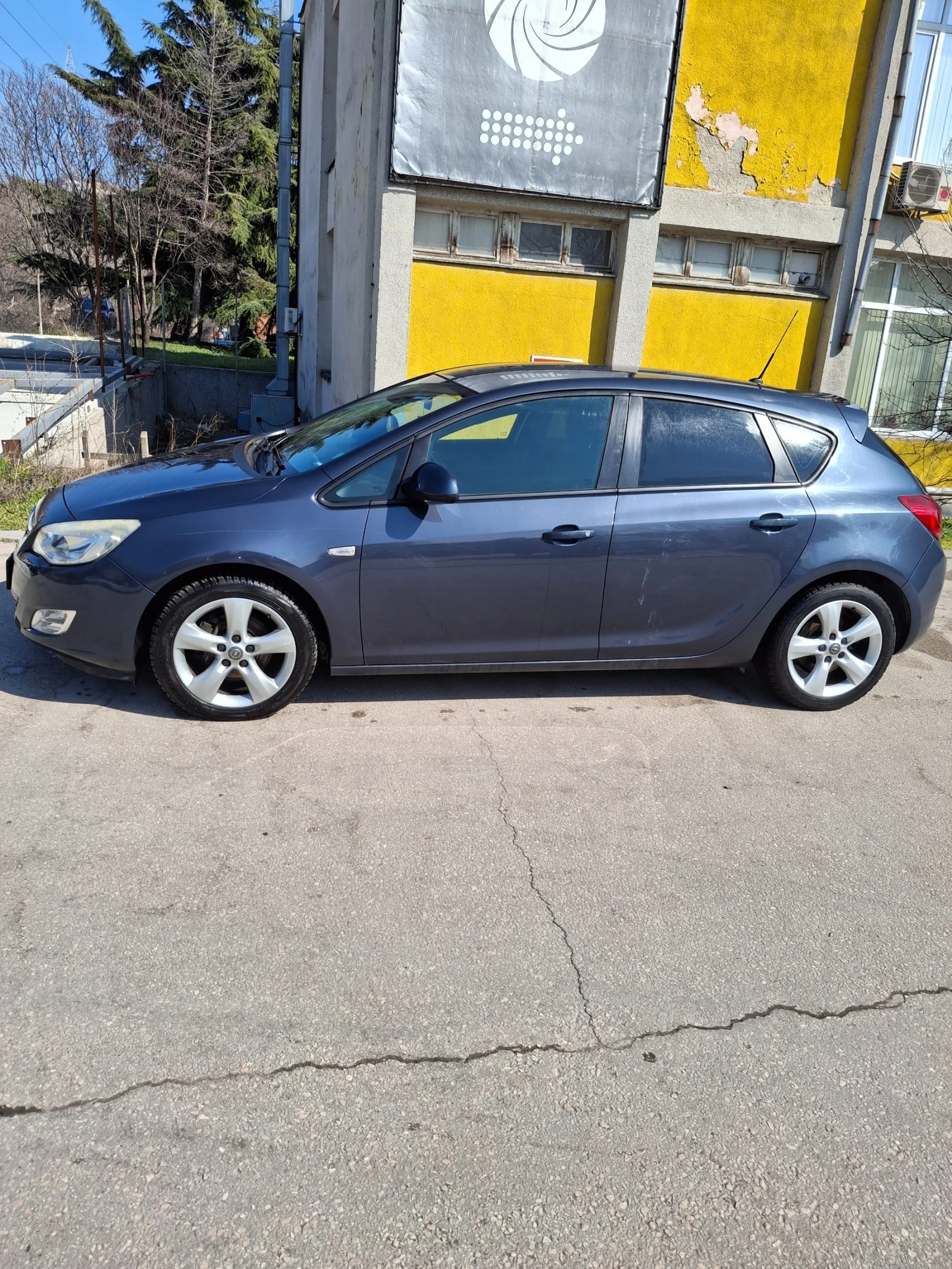 Opel Astra 1.7 cdti, снимка 3 - Автомобили и джипове - 53724957