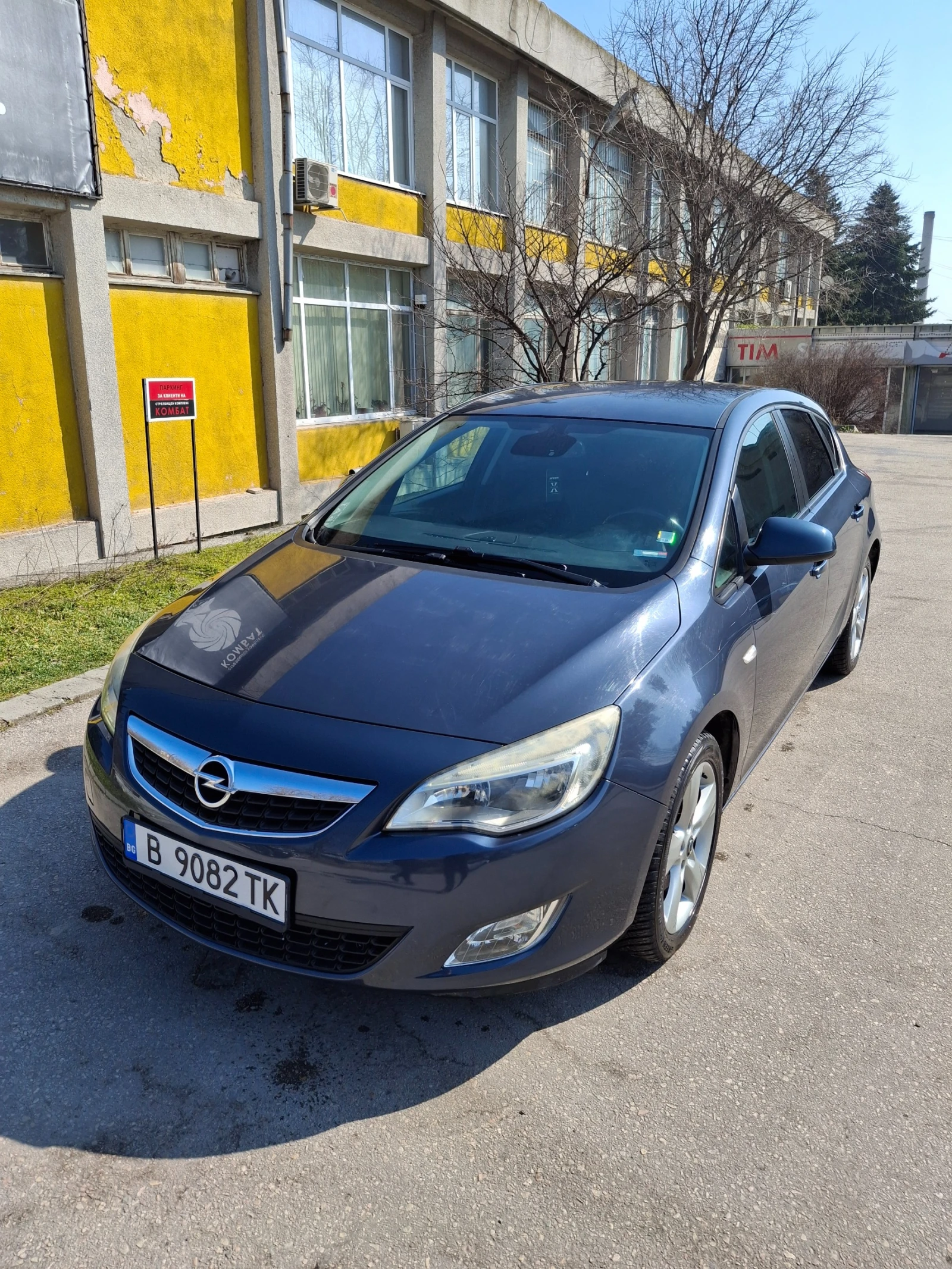 Opel Astra 1.7 cdti, снимка 2 - Автомобили и джипове - 53724957