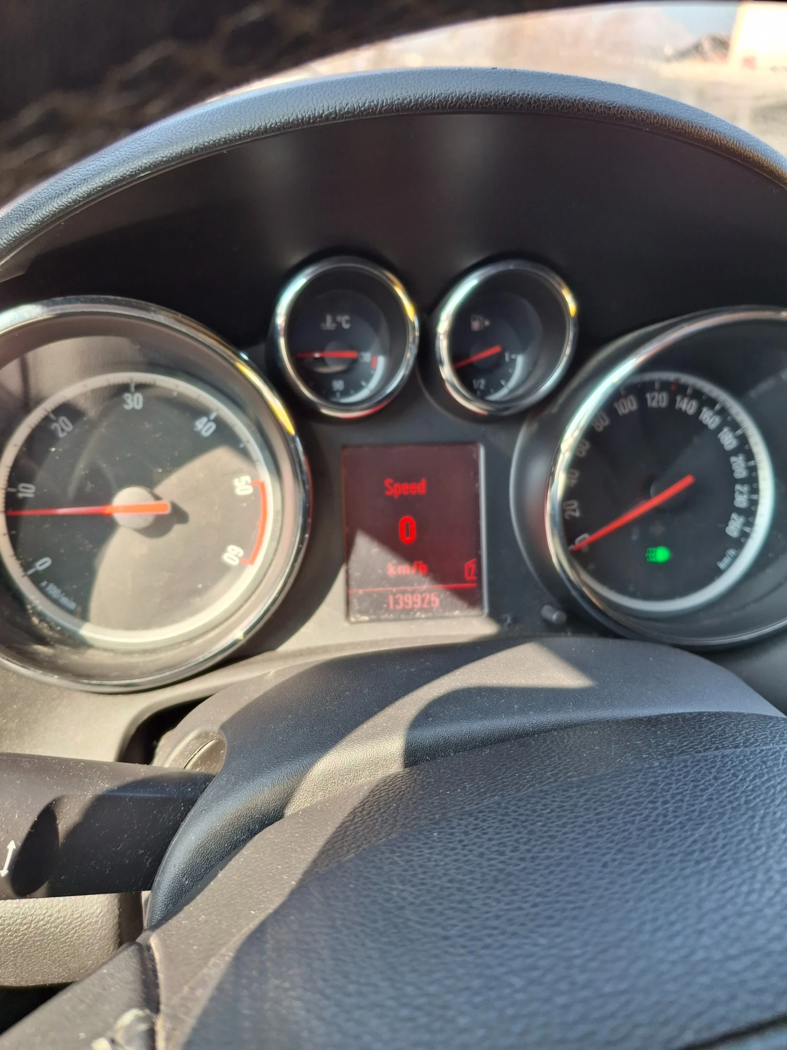 Opel Astra 1.7 cdti, снимка 9 - Автомобили и джипове - 53724957