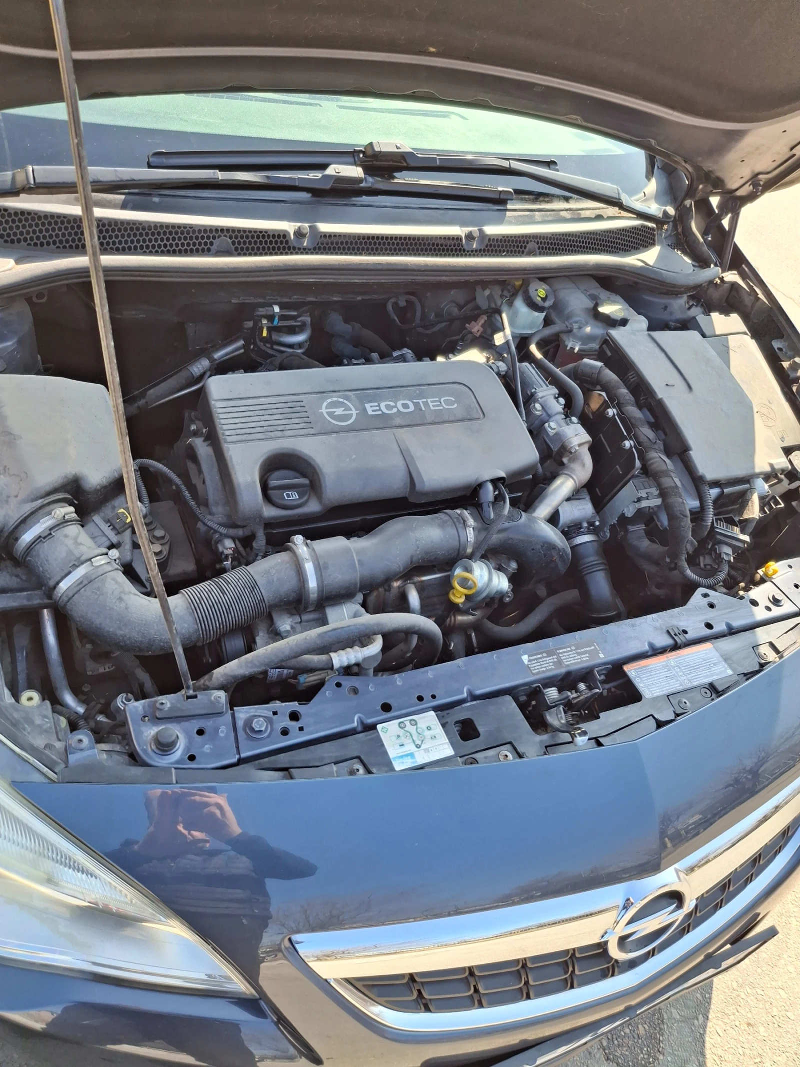 Opel Astra 1.7 cdti, снимка 17 - Автомобили и джипове - 53724957