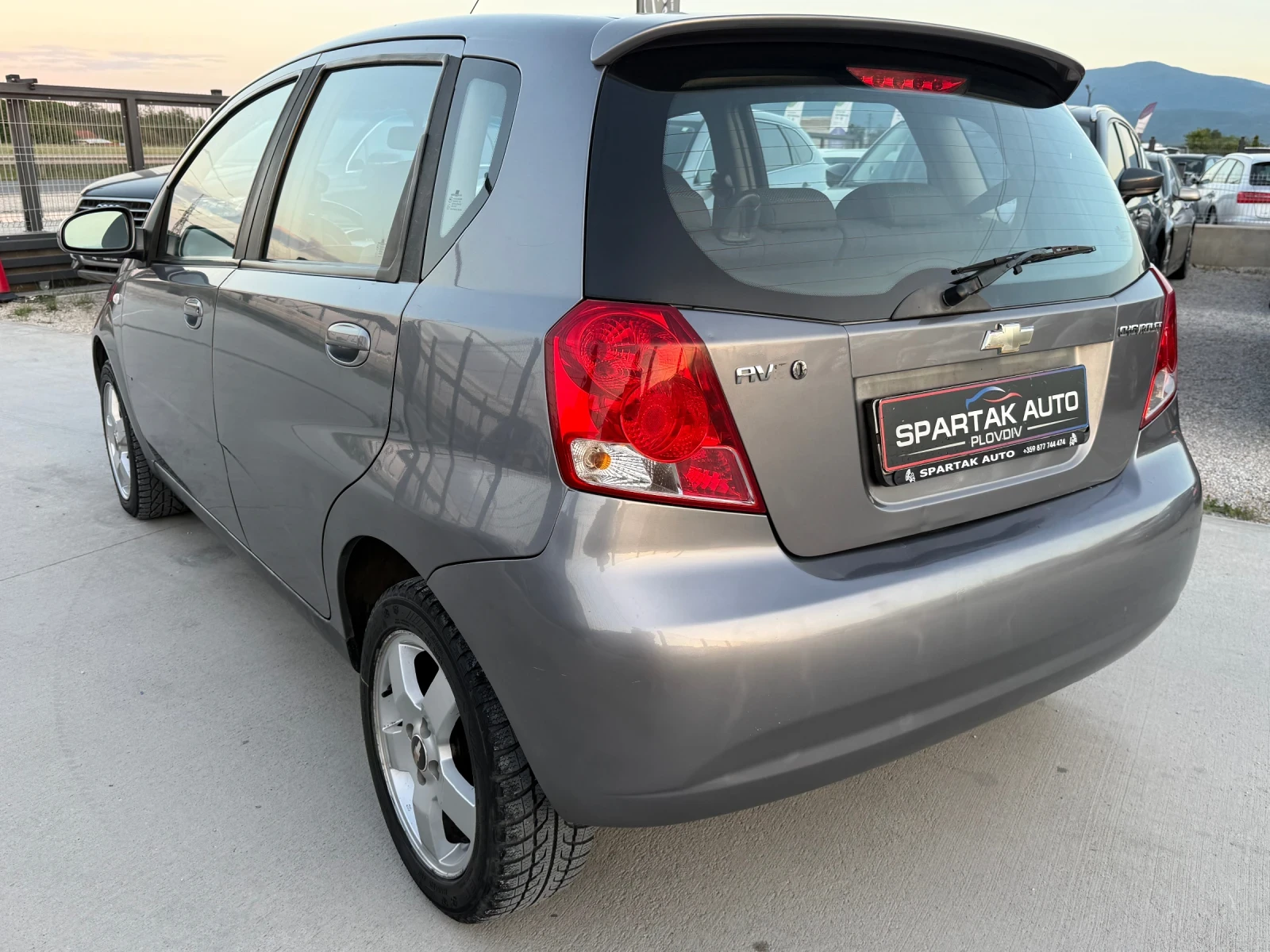 Chevrolet Aveo 1.4i* АВТОМАТИК* 2008г* 90.000КМ* НОВА* РЕГИСТРИРА, снимка 6 - Автомобили и джипове - 54694090