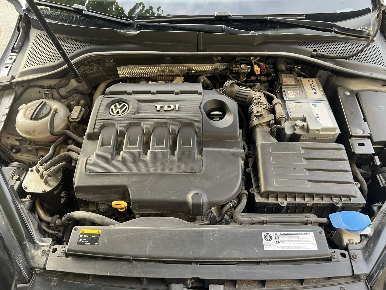 VW Golf 7 1.6 tdi, снимка 9 - Автомобили и джипове - 54875630