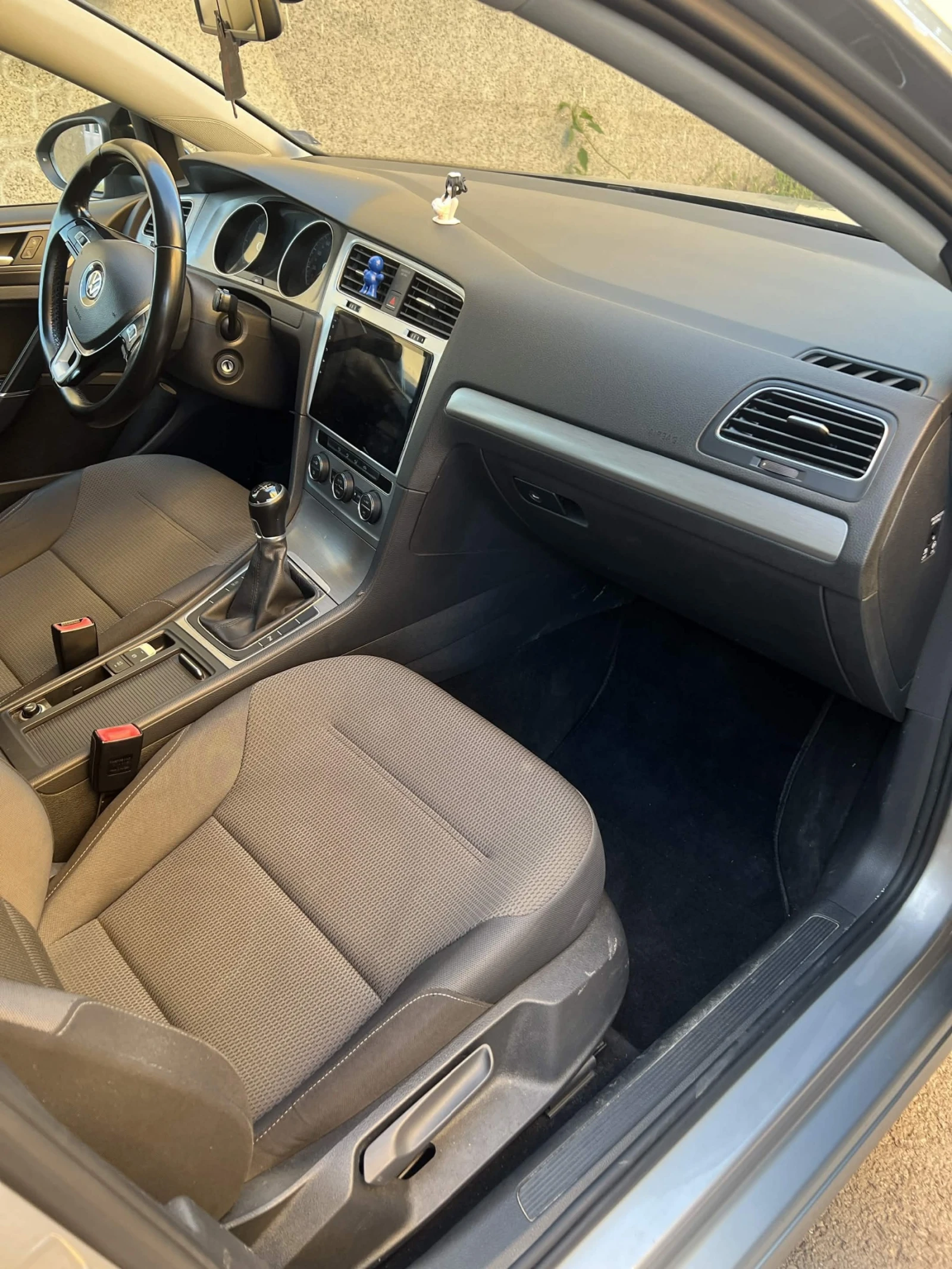 VW Golf 7 1.6 tdi, снимка 7 - Автомобили и джипове - 54875630