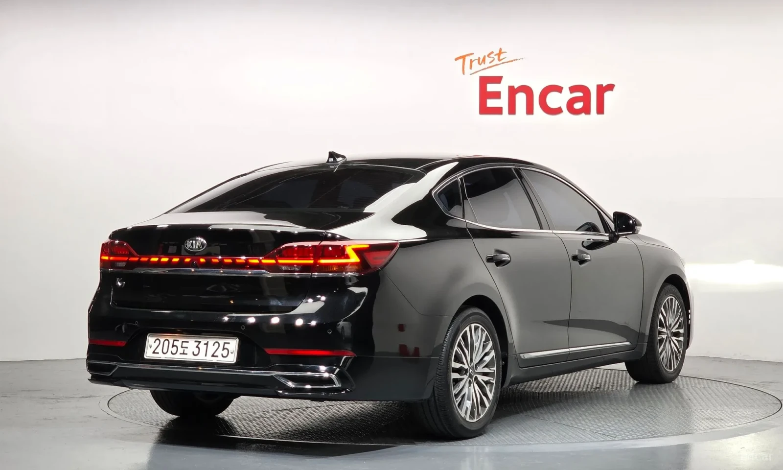 Kia K7, снимка 2 - Автомобили и джипове - 55218387
