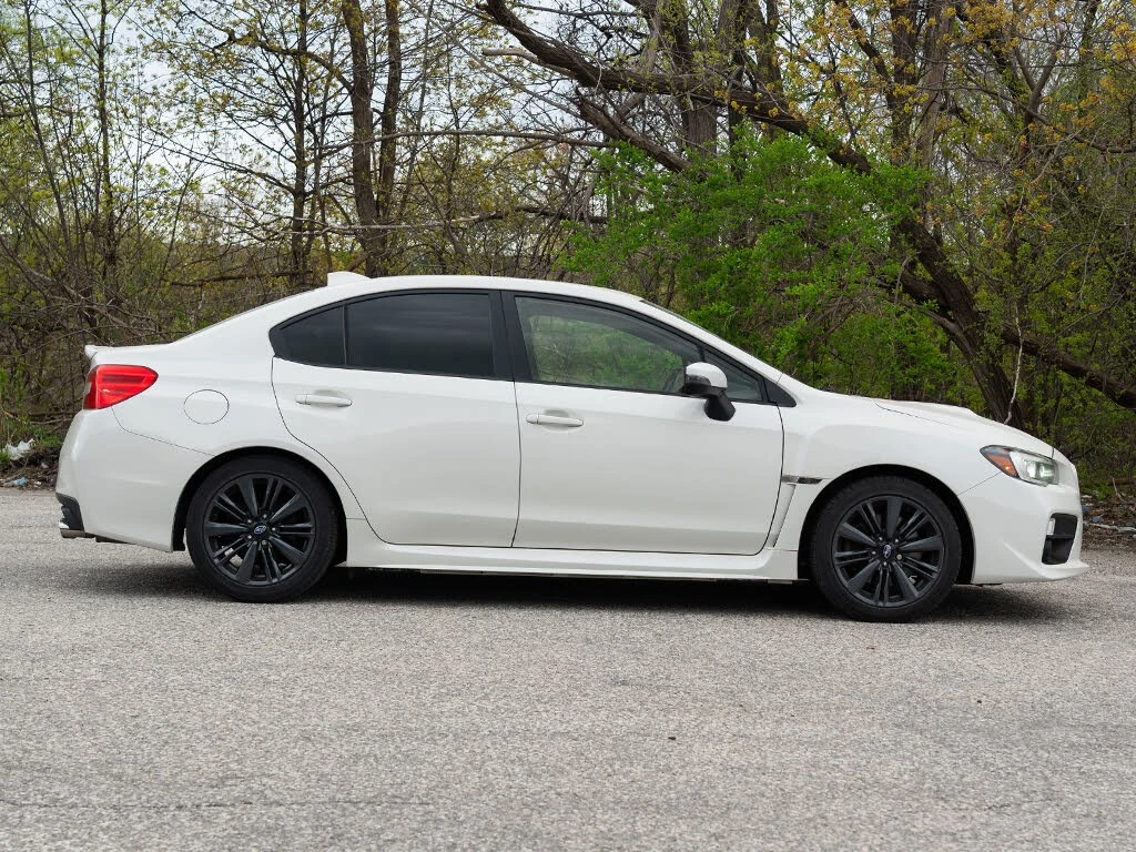 Subaru WRX * Manual* KEYLESS* Camera* ПОДГРЕВ* , снимка 5 - Автомобили и джипове - 55431397