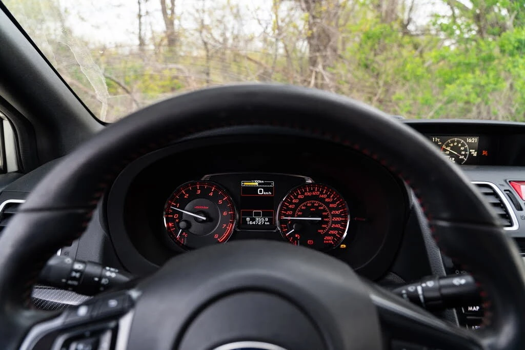 Subaru WRX * Manual* KEYLESS* Camera* ПОДГРЕВ* , снимка 10 - Автомобили и джипове - 55431397