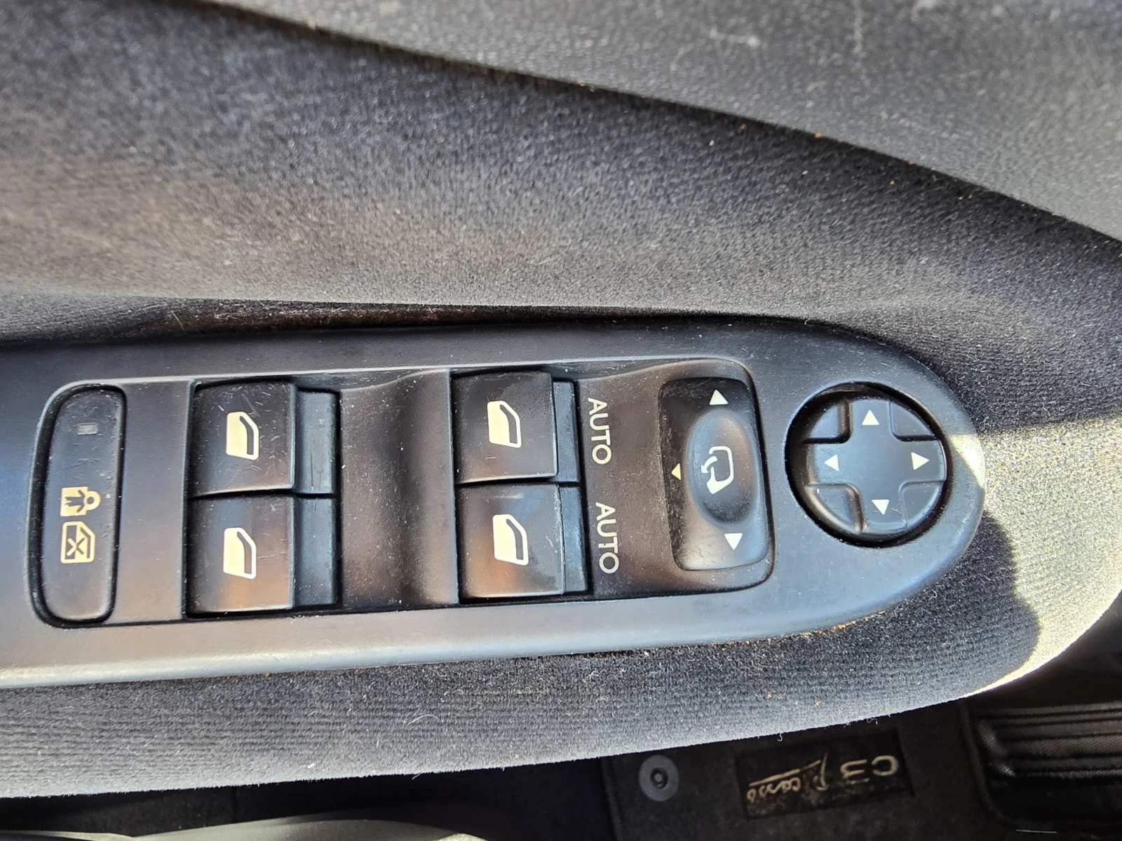 Citroen C3 Picasso 1.4i КЛИМАТРОНИК EXCLUSIVE, снимка 13 - Автомобили и джипове - 55542237