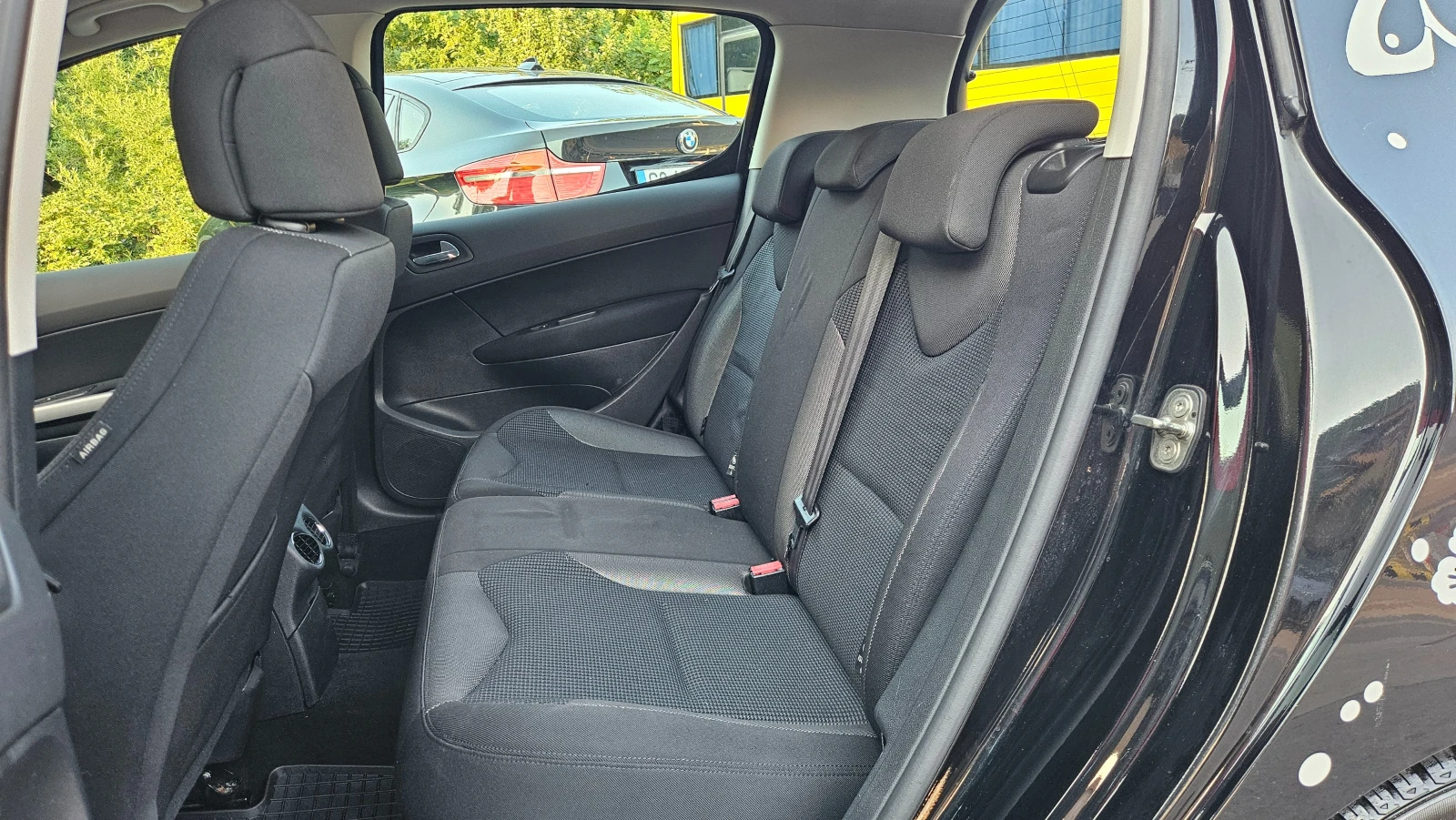 Peugeot 308 1.6 KLIMATRONIK/BENZIN, снимка 14 - Автомобили и джипове - 55681407