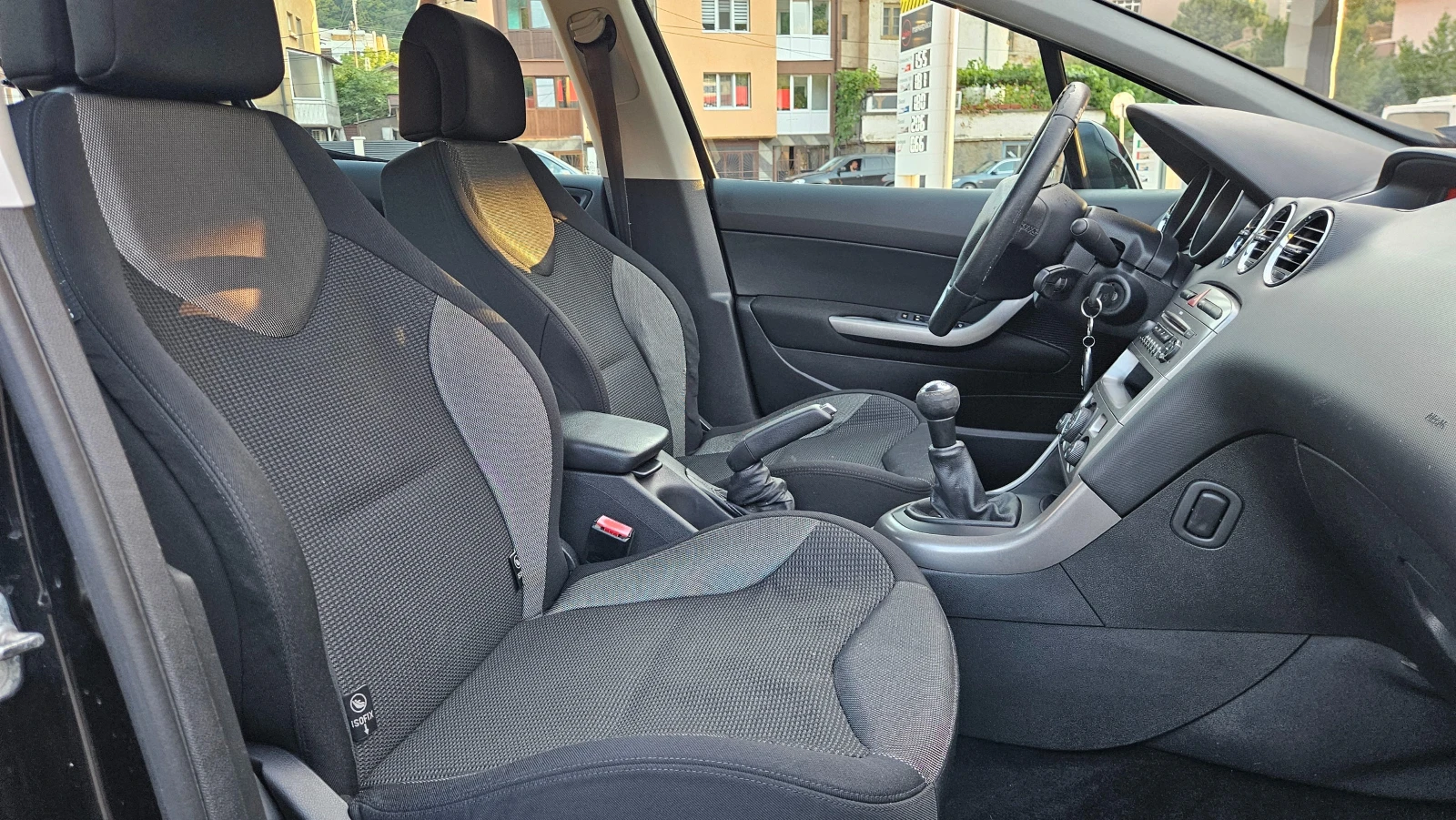 Peugeot 308 1.6 KLIMATRONIK/BENZIN, снимка 13 - Автомобили и джипове - 55681407