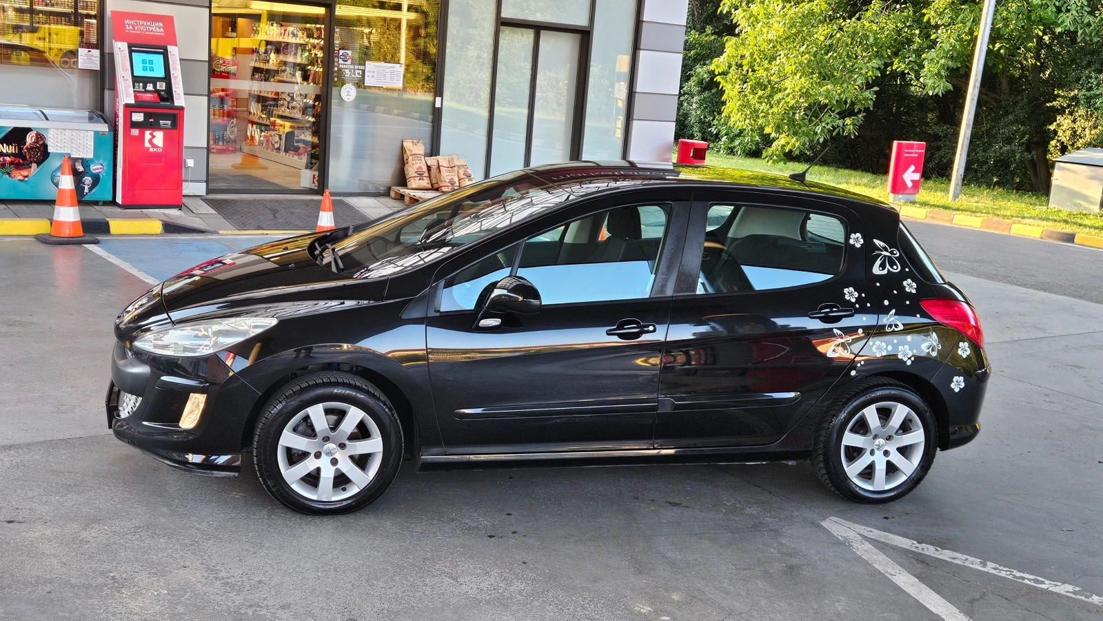 Peugeot 308 1.6 KLIMATRONIK/BENZIN, снимка 3 - Автомобили и джипове - 55681407