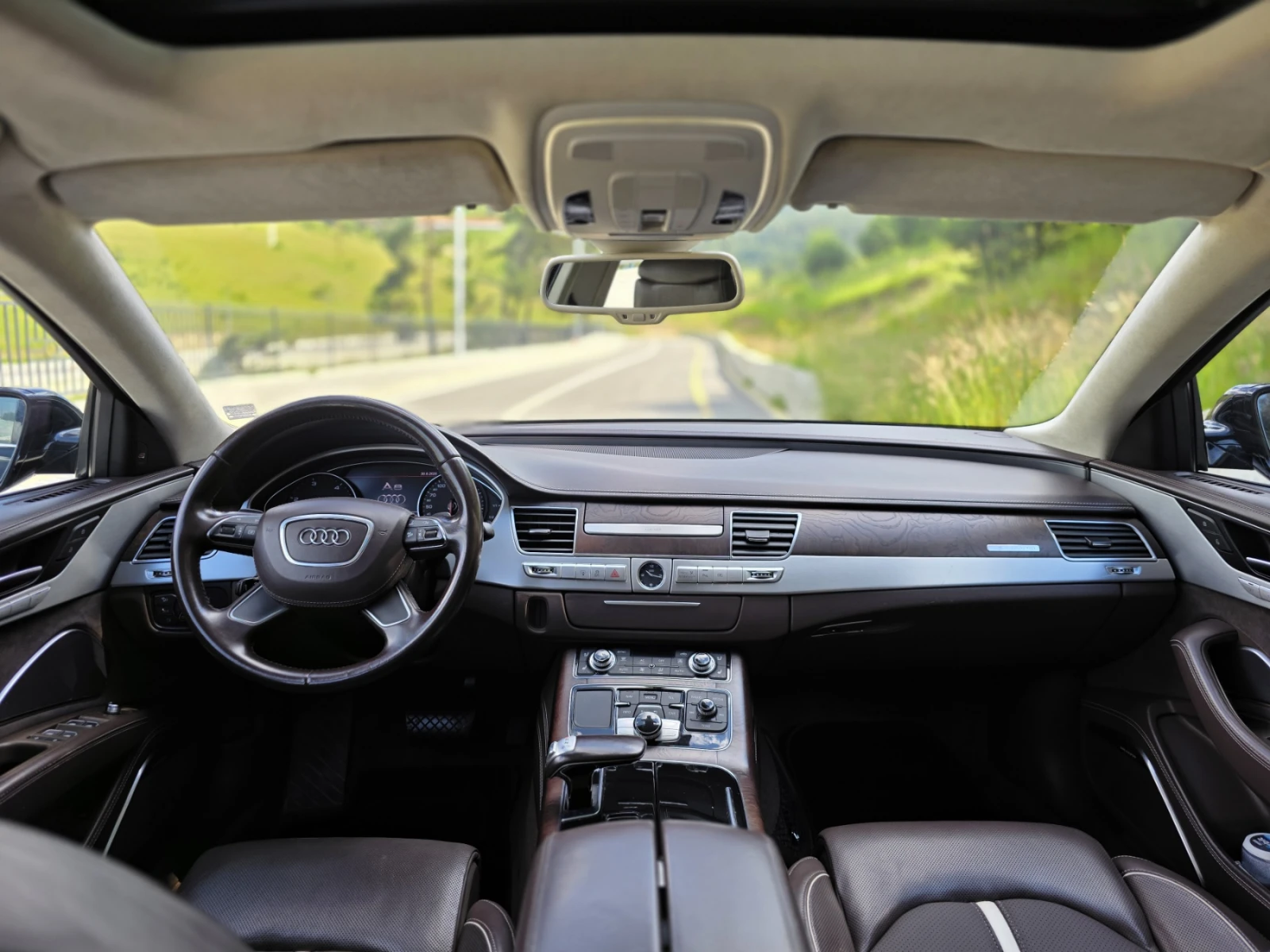 Audi A8 4.2 TDI  !!ТОП!! МАСАЖИ, НОЩНО ВИЖДАНЕ, ОБДУХВАНЕ, снимка 10 - Автомобили и джипове - 55749196