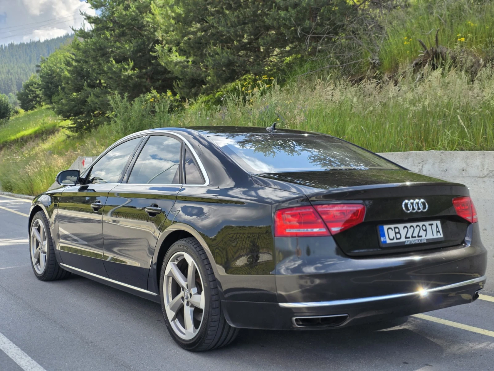 Audi A8 4.2 TDI  !!ТОП!! МАСАЖИ, НОЩНО ВИЖДАНЕ, ОБДУХВАНЕ, снимка 6 - Автомобили и джипове - 55749196