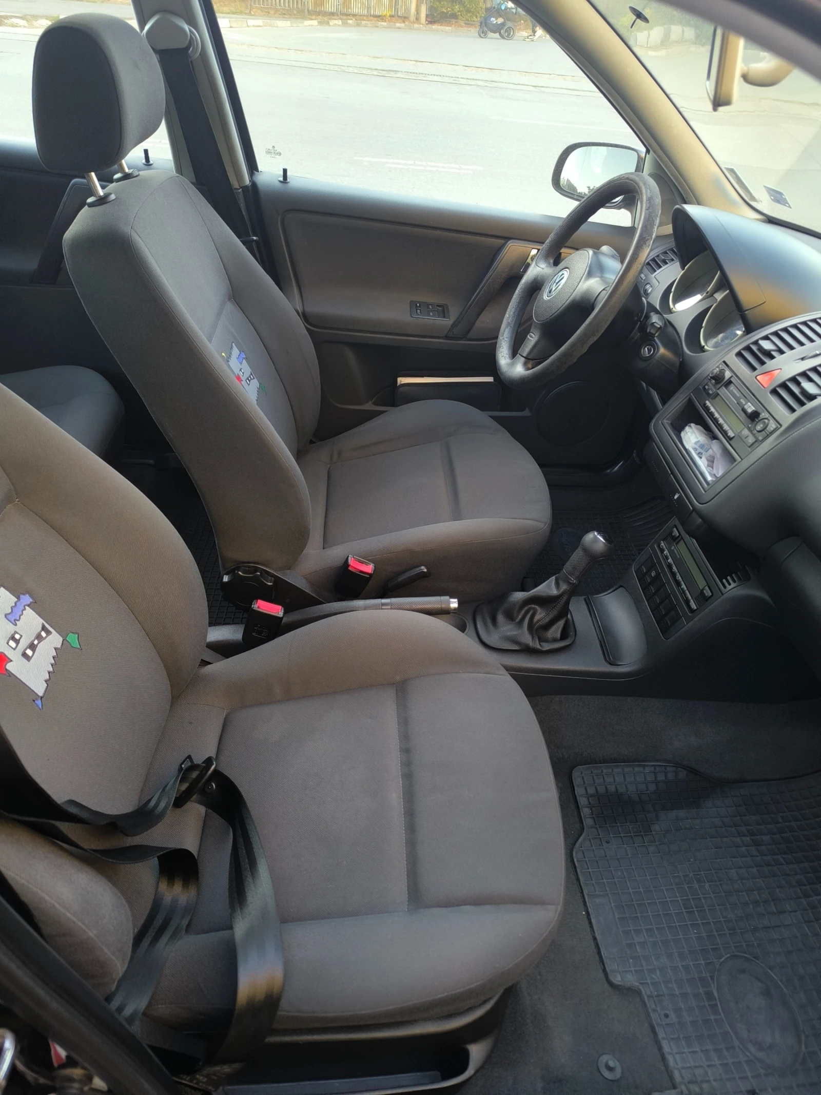 VW Polo, снимка 8 - Автомобили и джипове - 56446929