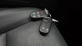 Jeep Grand cherokee SUMMIT/ВЪЗДУШНО ОКАЧВАНЕ/ПОДГРЕВ/ОБДУХ/ДИСТРОНИК/, снимка 17
