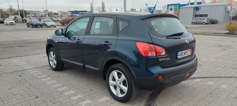 Nissan Qashqai 1.6i 120 хил.км. Уникат!, снимка 3 - Автомобили и джипове - 39268350