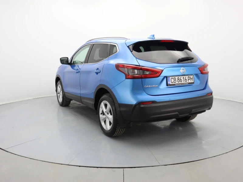 Nissan Qashqai, снимка 9 - Автомобили и джипове - 47495810