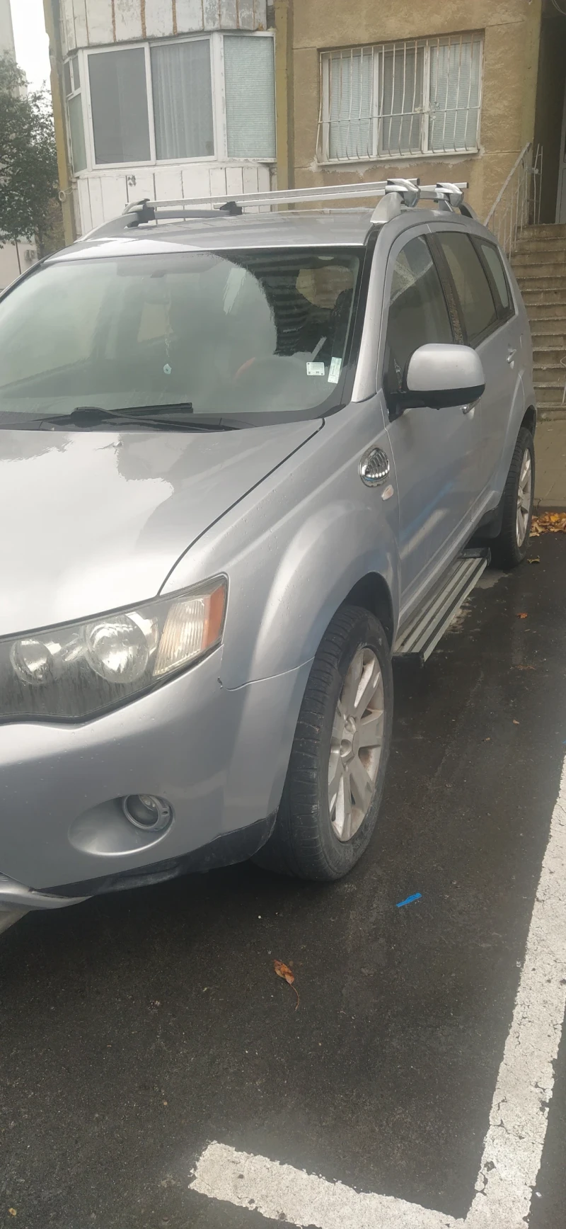 Mitsubishi Outlander, снимка 6 - Автомобили и джипове - 47977434