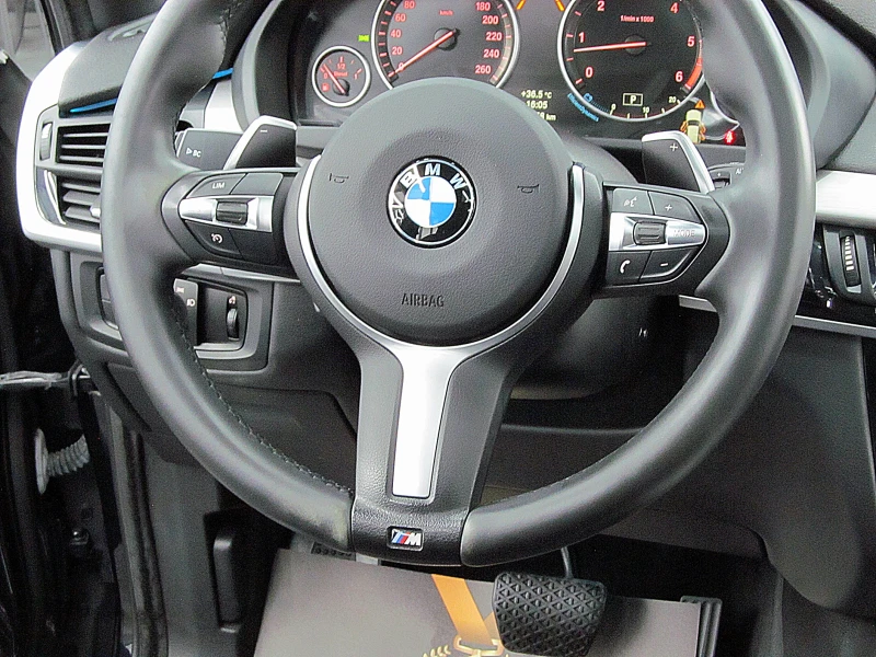 BMW X5 PANORAMA/M-paket/KeylessGo/СОБСТВЕН ЛИЗИНГ, снимка 16 - Автомобили и джипове - 51049031