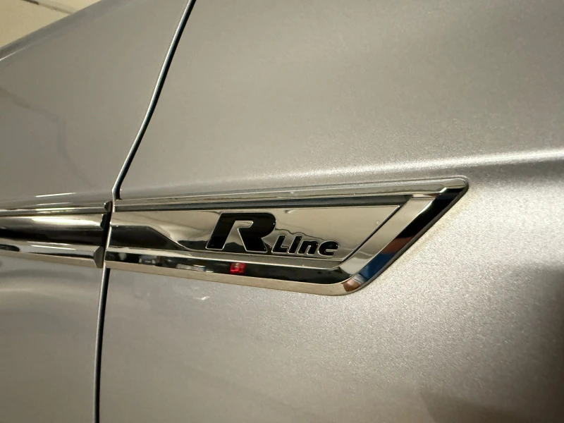 VW Touareg R Line, снимка 17 - Автомобили и джипове - 52859811