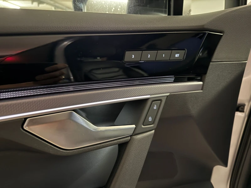 VW Touareg R Line, снимка 8 - Автомобили и джипове - 52859811