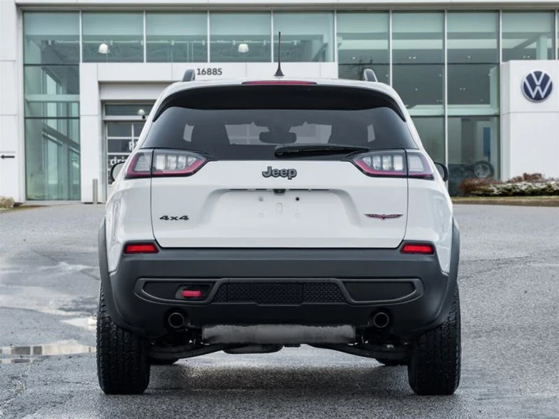 Jeep Cherokee Jeep Cherokee Trailhawk Elite* АвтоКредит* (ДО БГ), снимка 2 - Автомобили и джипове - 53248872