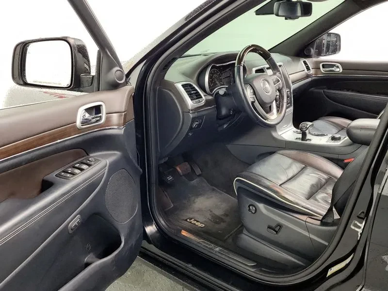 Jeep Grand cherokee 3.0D AWD Overland - изображение 10