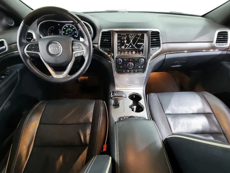 Jeep Grand cherokee 3.0D AWD Overland - изображение 7