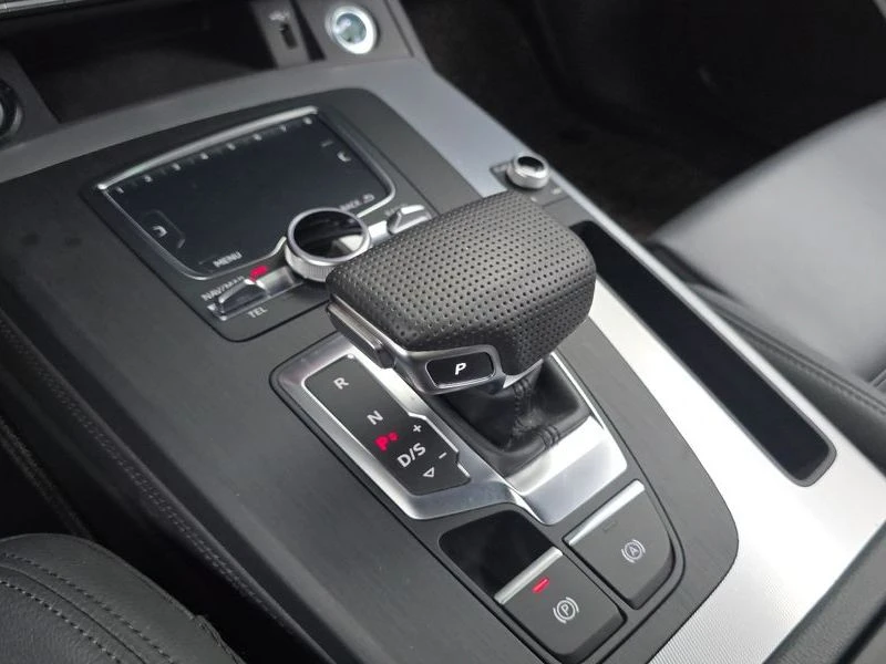 Audi Q5 40 TDI Quattro Premium| 190к.с.| ВКЛ.ТЕХНОТЕСТ, снимка 9 - Автомобили и джипове - 55692145