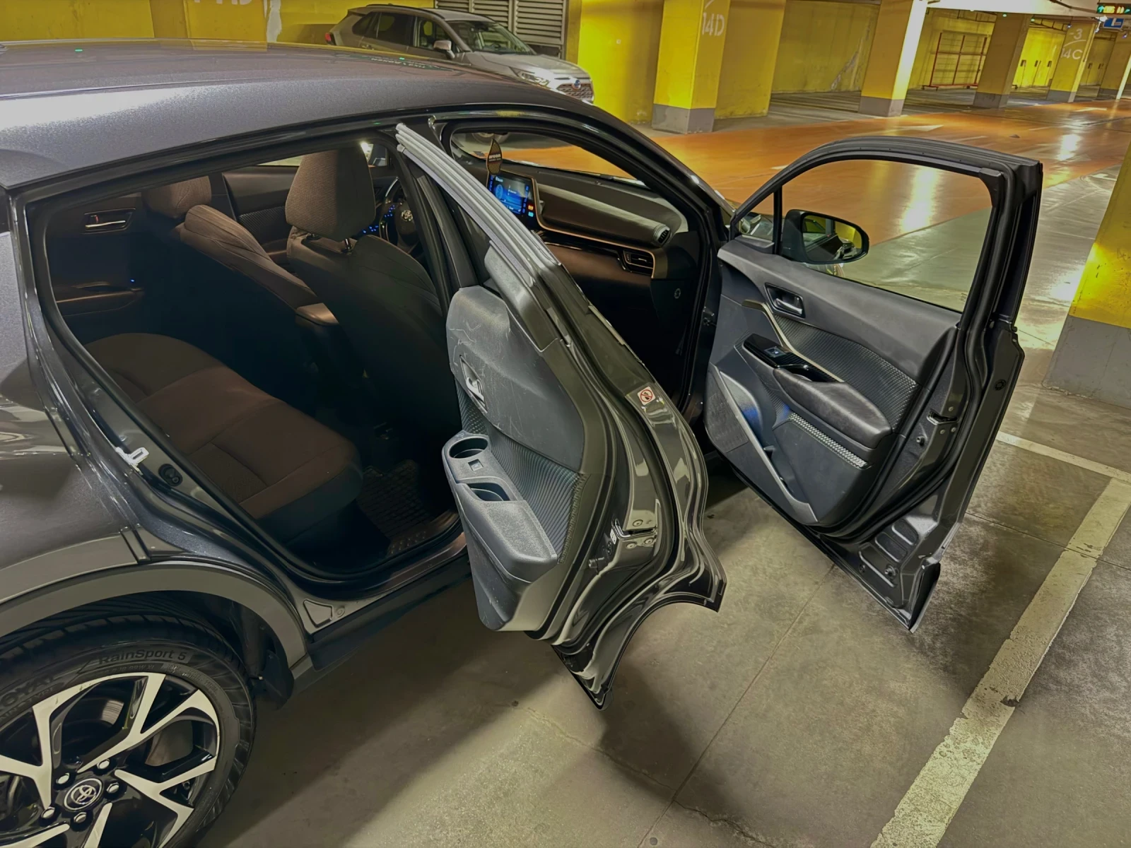 Toyota C-HR 1.8 | Mobile.bg   5