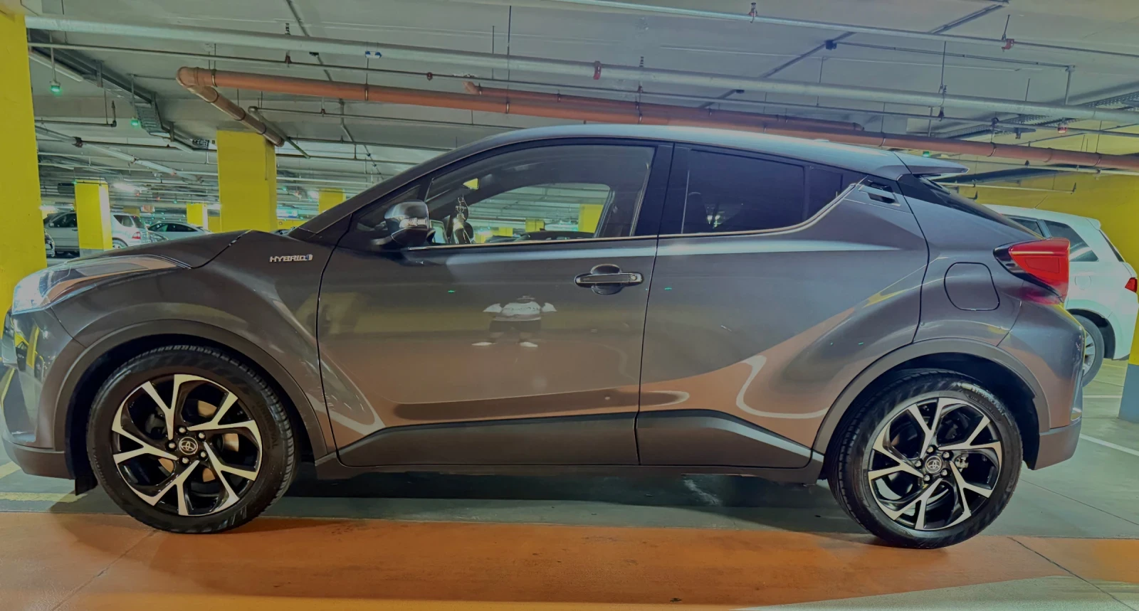 Toyota C-HR 1.8 | Mobile.bg   11