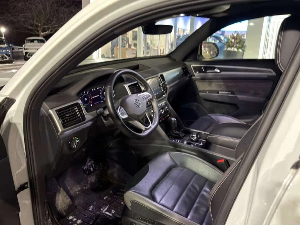 VW Atlas * HighlineAWD, VR6, SUNROOF, NAVIGATION, CARPLAY, , снимка 5 - Автомобили и джипове - 54043082