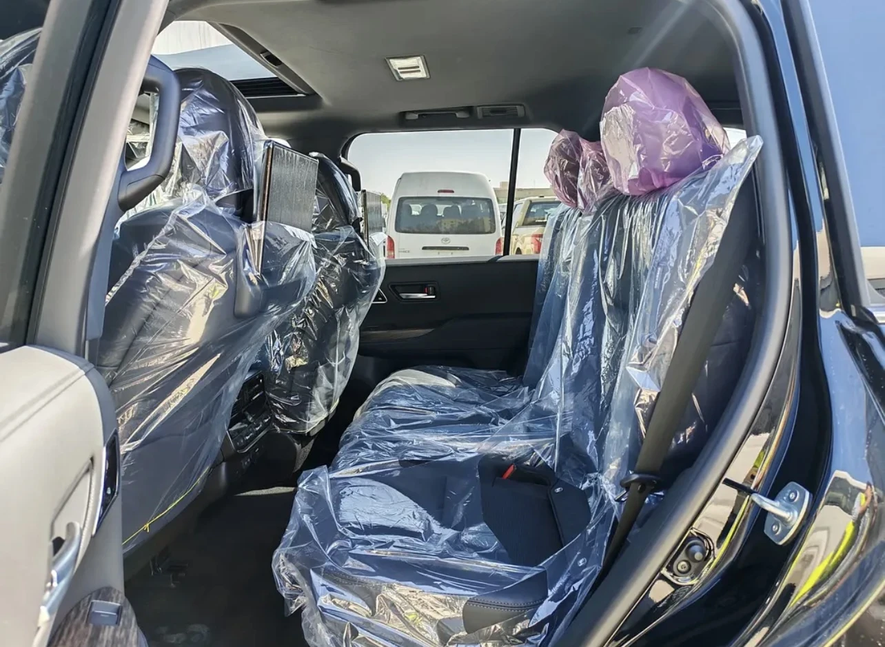 Toyota Land cruiser LC 300 VX-R | FULL OPTIONS | 15KM | Mobile.bg � ����������� 17