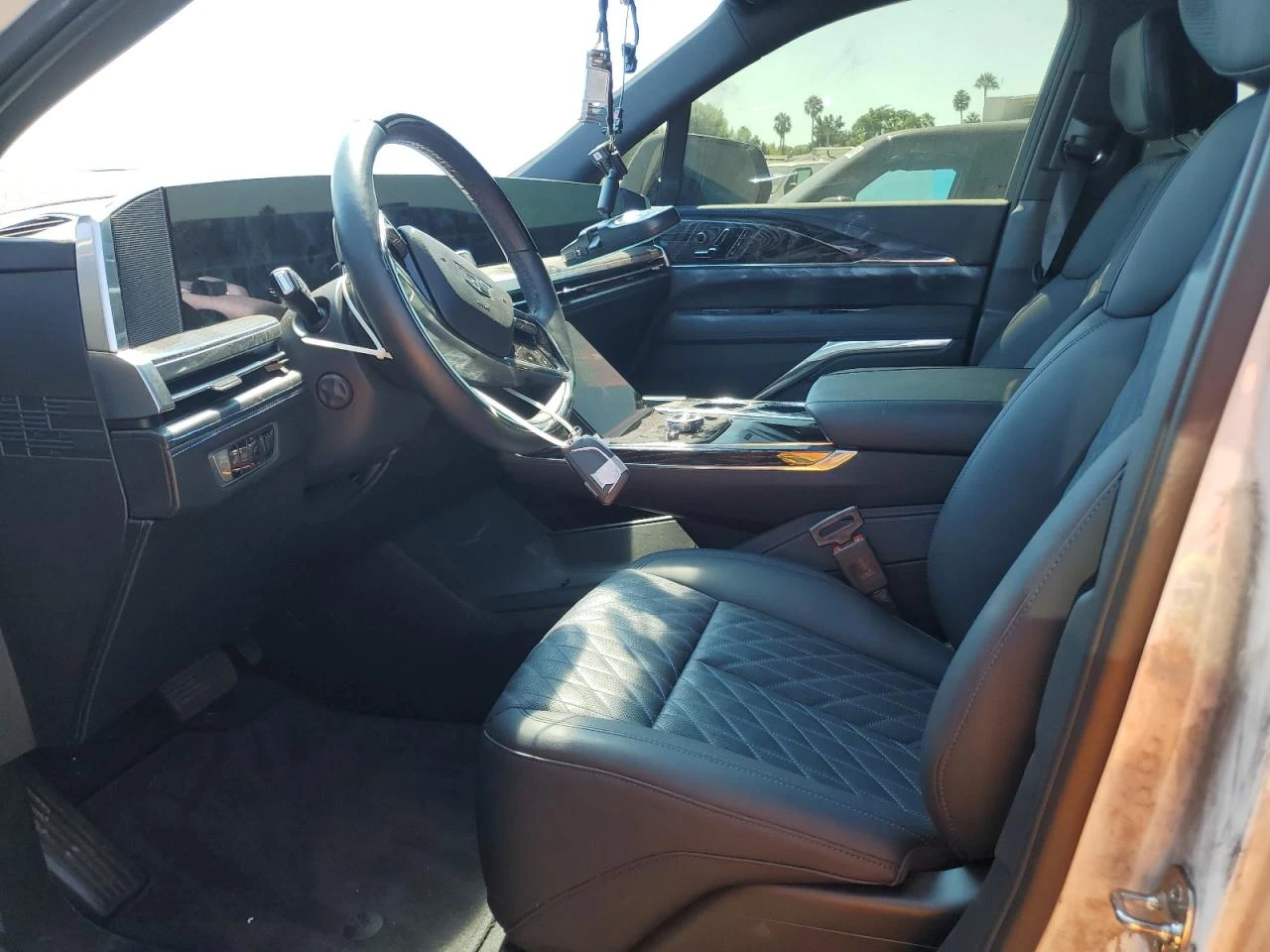 Cadillac Escalade Iq Sport-1, снимка 7 - Автомобили и джипове - 54399061