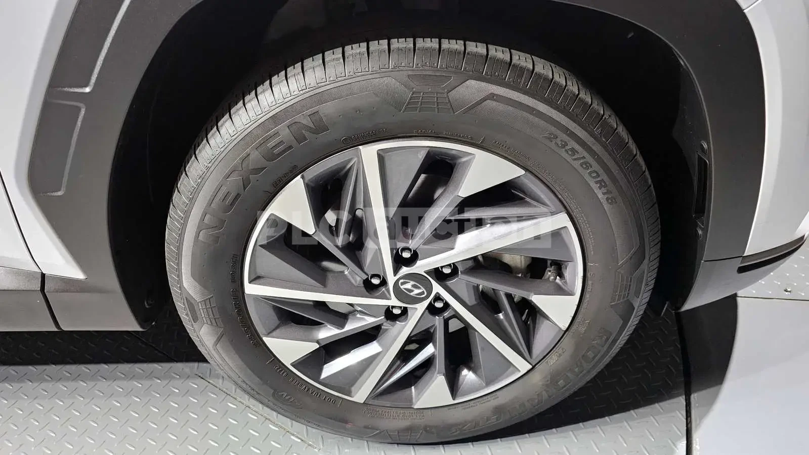 Hyundai Tucson Hybrid| КАМЕРА| ОБДУХВАНЕ| DIST| ВКЛ.ТЕХНОТЕСТ, снимка 16 - Автомобили и джипове - 54749799