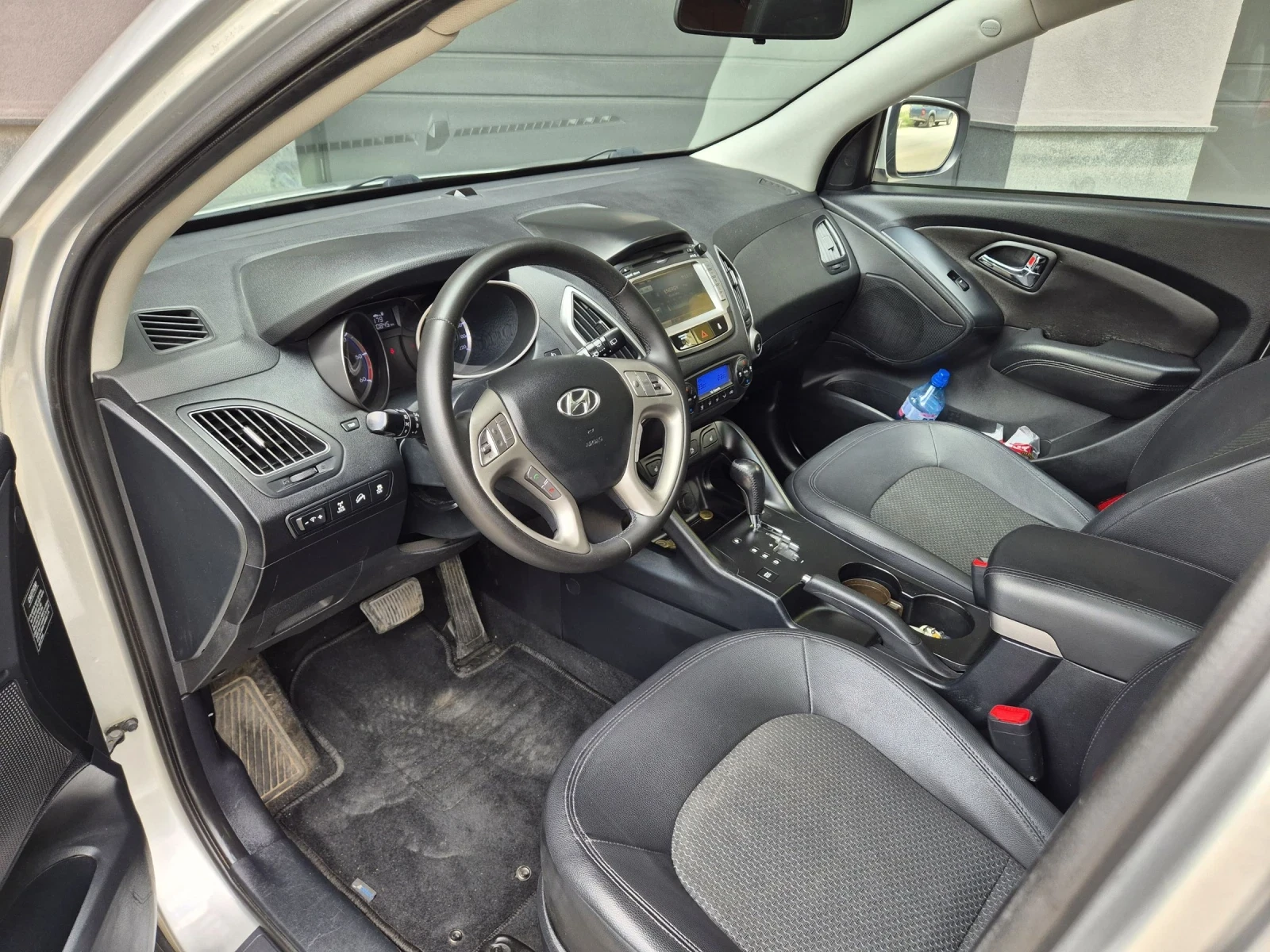 Hyundai IX35 2.0 Crdi#AWD#, снимка 8 - Автомобили и джипове - 54966833