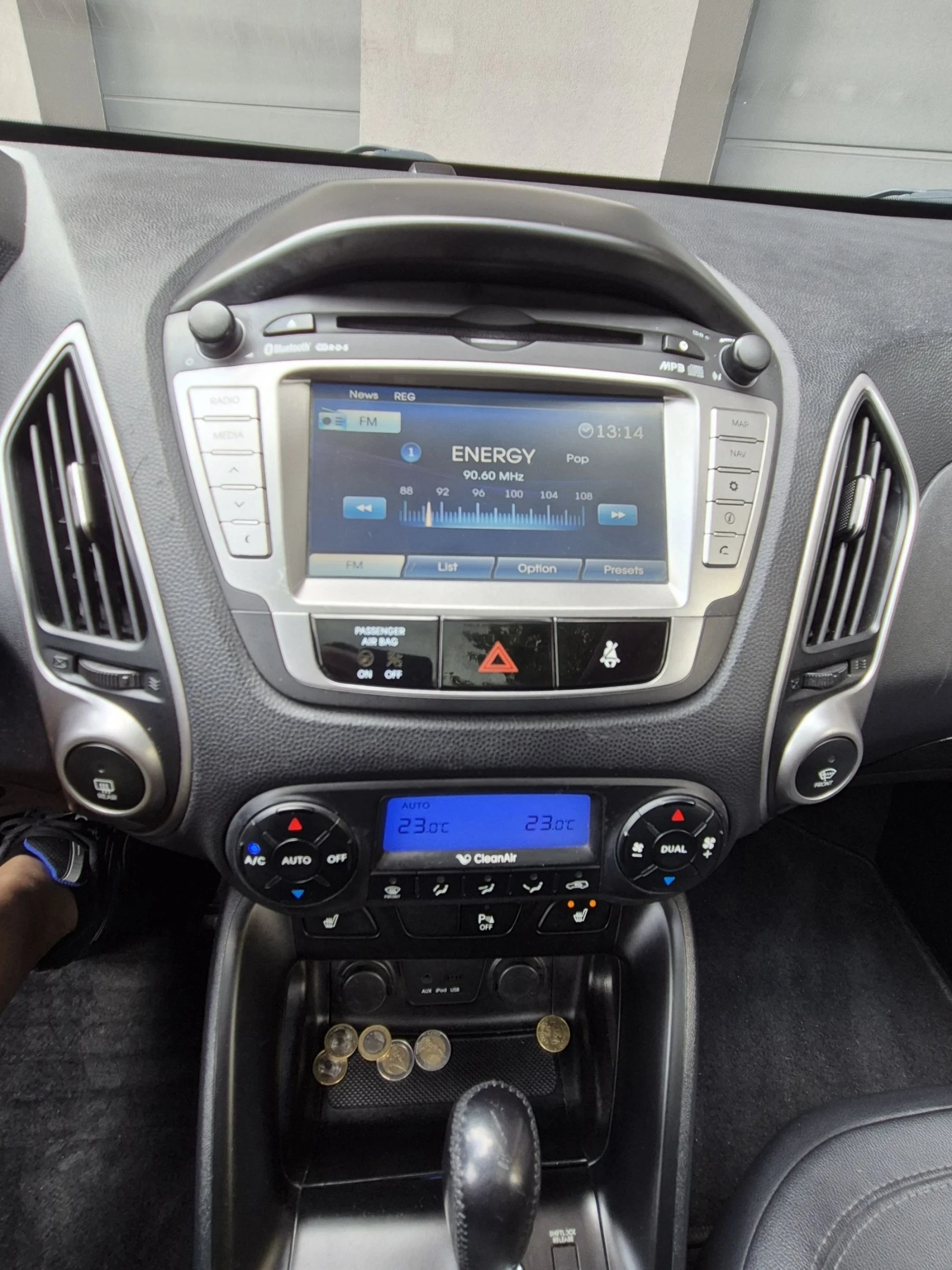 Hyundai IX35 2.0 Crdi#AWD#, снимка 14 - Автомобили и джипове - 54966833
