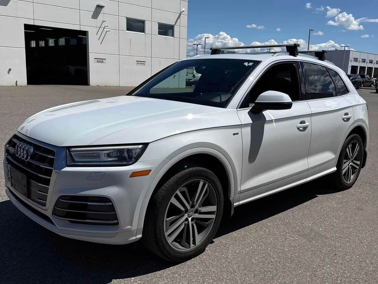 Audi Q5 | Progressiv | ПАНОРАМА | CARFAX | АВТОКРЕДИТ | 