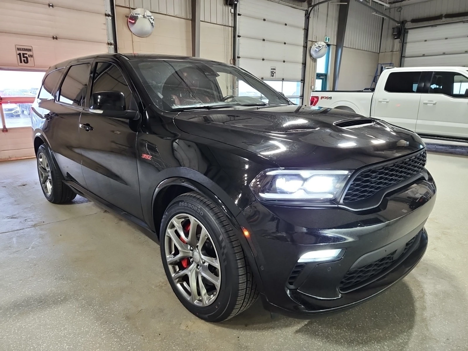 Dodge Durango SRT 392 6.4 V8 * * CARFAX * * АВТО КРЕДИТ * * , снимка 2 - Автомобили и джипове - 55040580